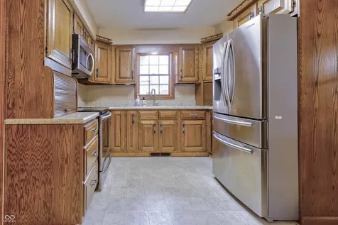 6813 Karyn Drive Avon IN 46123