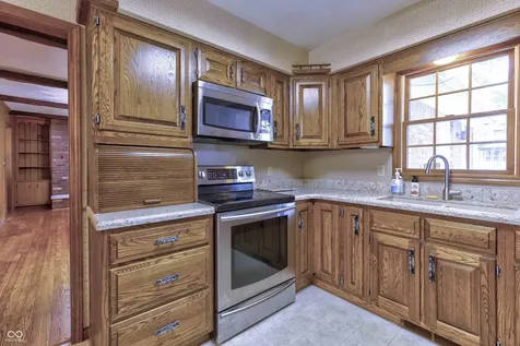 6813 Karyn Drive Avon IN 46123