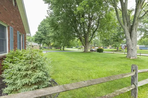 6813 Karyn Drive Avon IN 46123