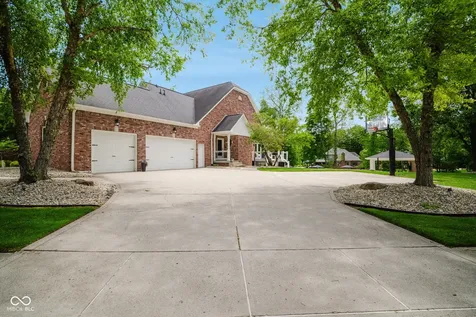 4095 Mountbatton Drive Greenwood IN 46143