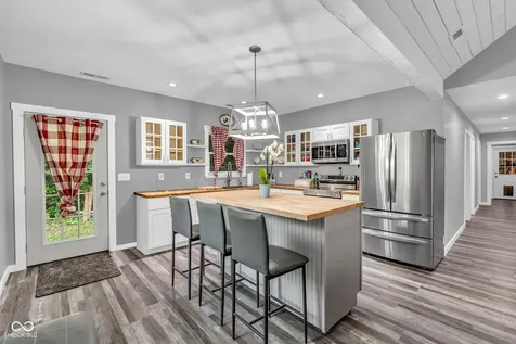 259 Jefferson Valley Coatesville IN 46121