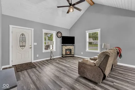 259 Jefferson Valley Coatesville IN 46121