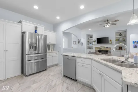 3764 Maple Ridge Drive Columbus IN 47201