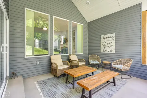 3764 Maple Ridge Drive Columbus IN 47201
