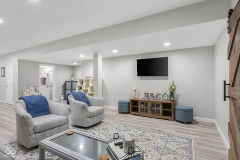 3764 Maple Ridge Drive Columbus IN 47201
