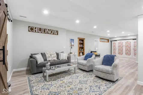 3764 Maple Ridge Drive Columbus IN 47201