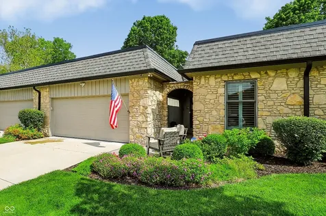 1058 Carters Grove Indianapolis IN 46260
