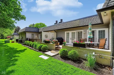 1058 Carters Grove Indianapolis IN 46260