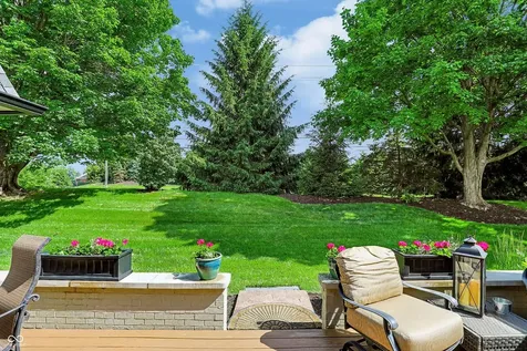 1058 Carters Grove Indianapolis IN 46260