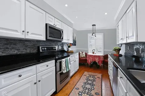 1058 Carters Grove Indianapolis IN 46260