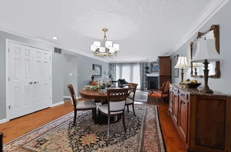 1058 Carters Grove Indianapolis IN 46260