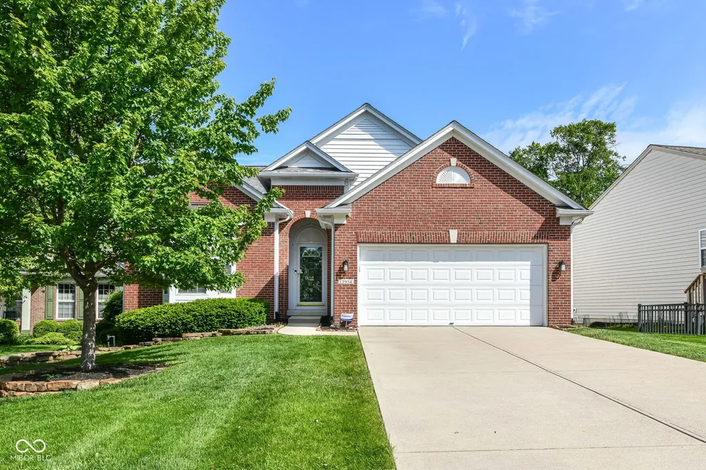 13934 Canonbury Way Fishers IN 46037