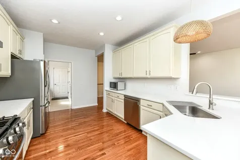 13934 Canonbury Way Fishers IN 46037