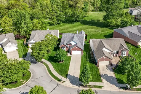 13934 Canonbury Way Fishers IN 46037