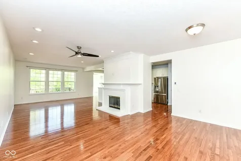 13934 Canonbury Way Fishers IN 46037