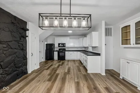 809 N Meridian Street Brazil IN 47834