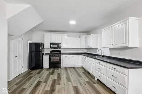 809 N Meridian Street Brazil IN 47834