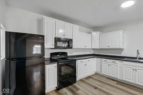 809 N Meridian Street Brazil IN 47834