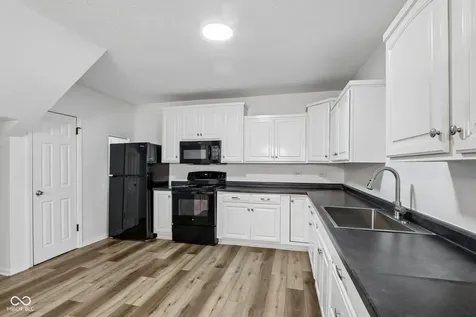 809 N Meridian Street Brazil IN 47834