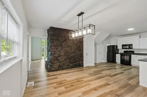 809 N Meridian Street Brazil IN 47834