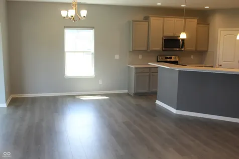 1857 Doncaster Drive Avon IN 46123