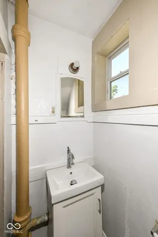 816 Chestnut Street Anderson IN 46012