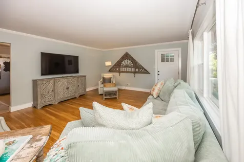 2513 E 99th Street Carmel IN 46280