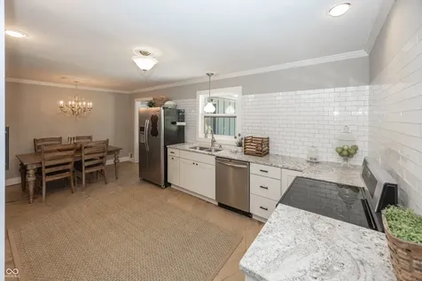 2513 E 99th Street Carmel IN 46280