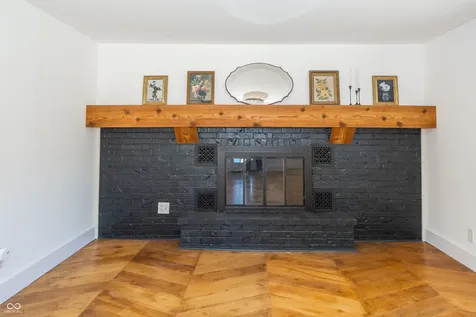 2513 E 99th Street Carmel IN 46280