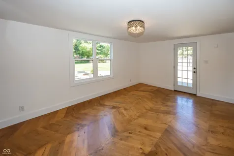 2513 E 99th Street Carmel IN 46280