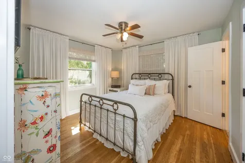 2513 E 99th Street Carmel IN 46280