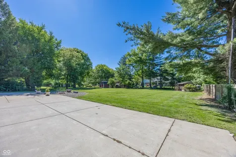 2513 E 99th Street Carmel IN 46280