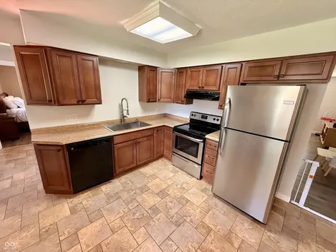 7424 Mcfarland Road Indianapolis IN 46227