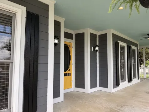 809 W Pearl Street Trafalgar IN 46181