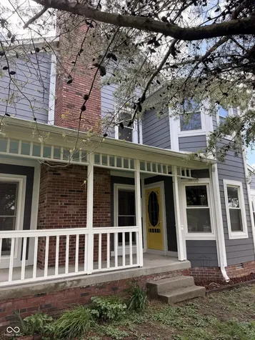 809 W Pearl Street Trafalgar IN 46181