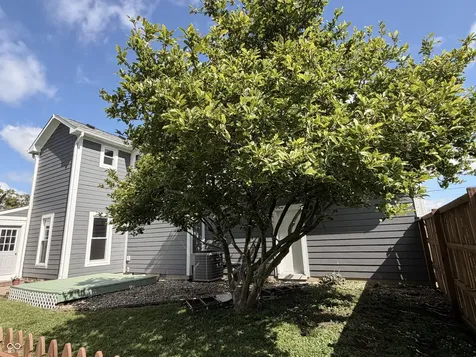 809 W Pearl Street Trafalgar IN 46181
