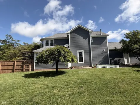 809 W Pearl Street Trafalgar IN 46181
