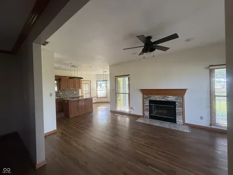 809 W Pearl Street Trafalgar IN 46181