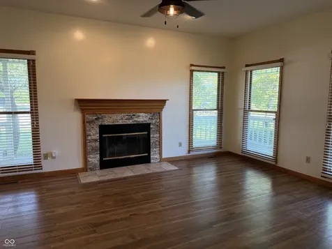 809 W Pearl Street Trafalgar IN 46181