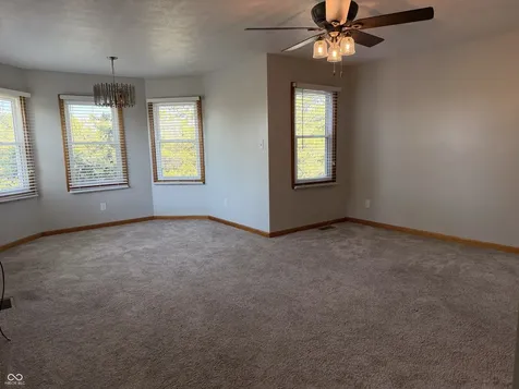 809 W Pearl Street Trafalgar IN 46181