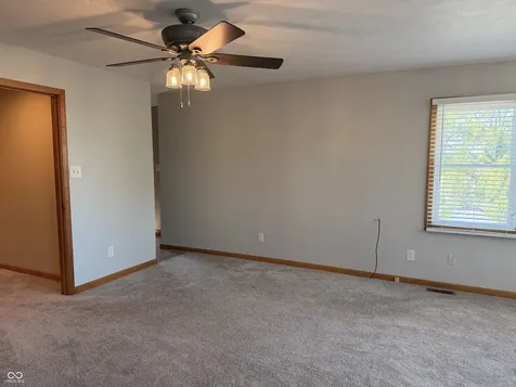 809 W Pearl Street Trafalgar IN 46181