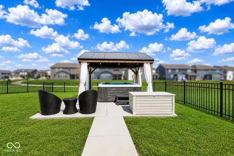 15948 Black Willow Lane Fishers IN 46040
