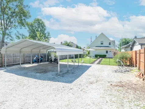 3718 W 10th Street Indianapolis IN 46222