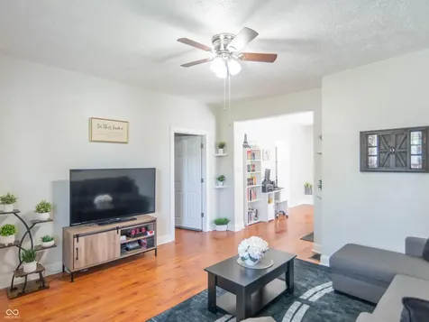 3718 W 10th Street Indianapolis IN 46222