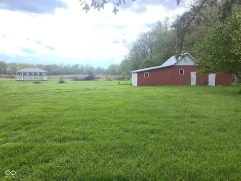 10640 N County Road 250 E Roachdale IN 46172