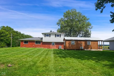 10640 N County Road 250 E Roachdale IN 46172