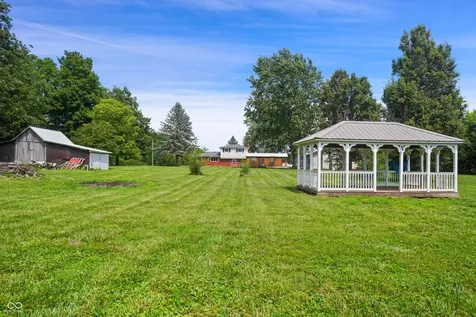 10640 N County Road 250 E Roachdale IN 46172