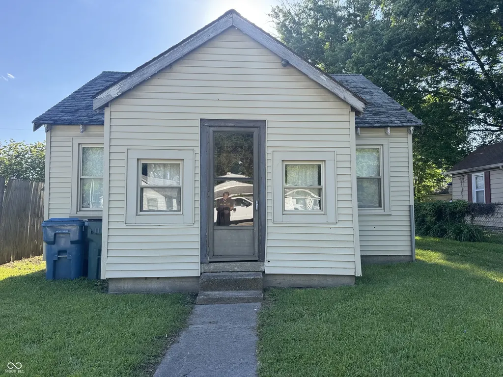 3319 Foltz Street Indianapolis IN 46221