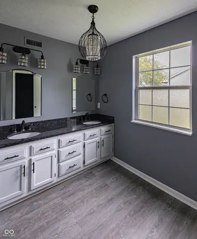 296 Watercrest Way Avon IN 46123