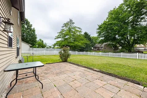 296 Watercrest Way Avon IN 46123